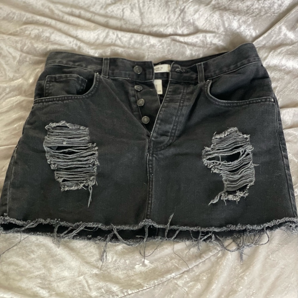 Forever 21 Black Jean Skirt size 29/ Size 8 / Medium